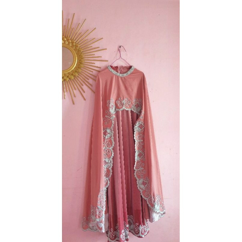 Prelove gamis Albis