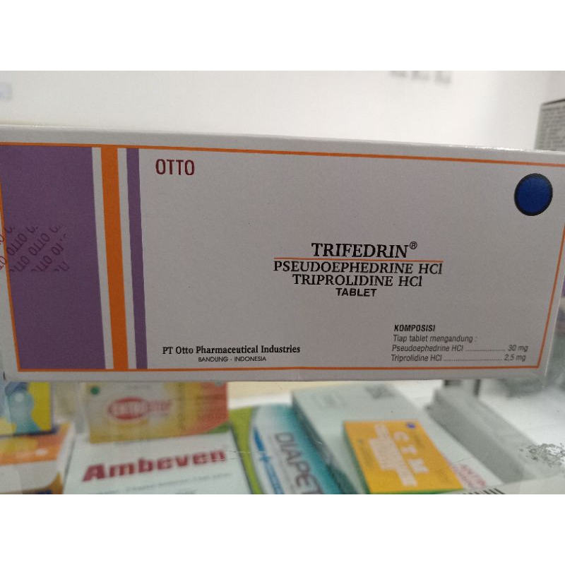 Trifedrin Tablet perstrip isi 10 tablet untuk mengatasi batuk dan flu