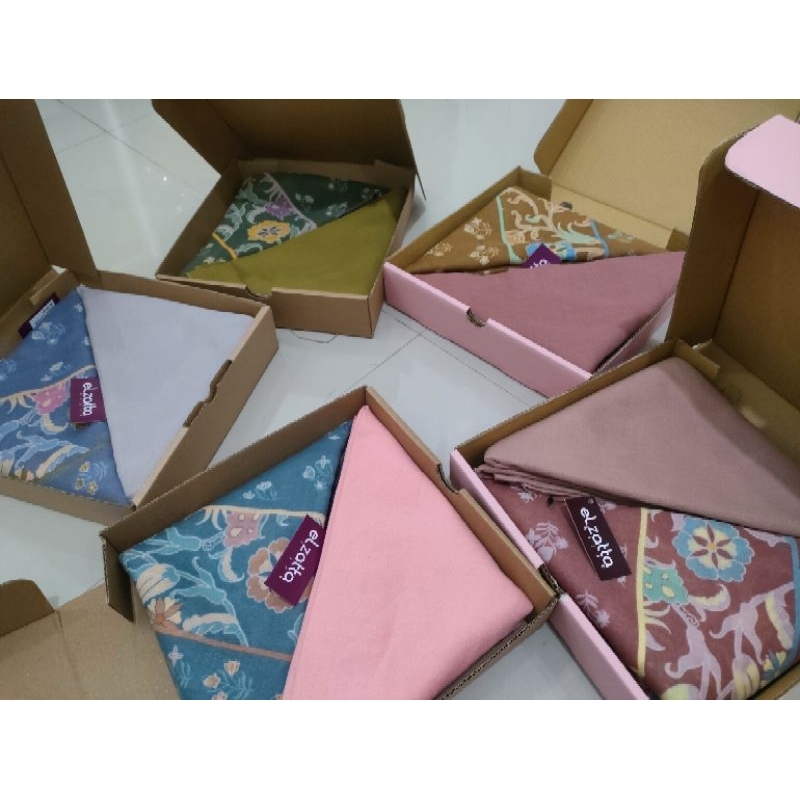 Promo Hampers hijab Elzatta