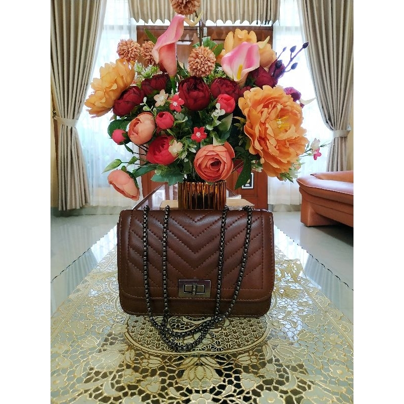 PRELOVED TAS CASUAL RANTAI COKLAT