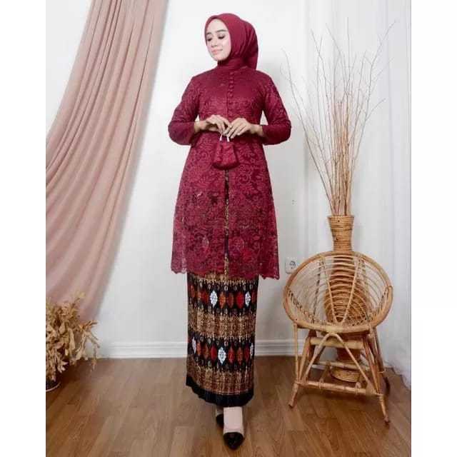 Set Kebaya Tunik Brukat Busui Kancing Depan Setelan Kebaya Modern Set Tunik Brukat Kancing Seribu At