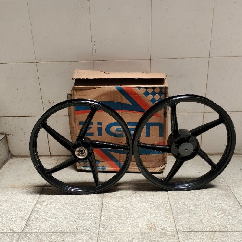 Pelk racing velk racing velg racing Smash tromol palang 5 miring hitam