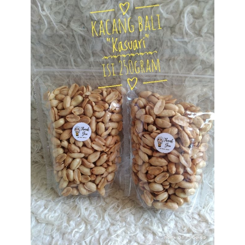 

Kacang Bali kasuari 250g / kacang Bali / kacang asin / kacang bawang asin gurih