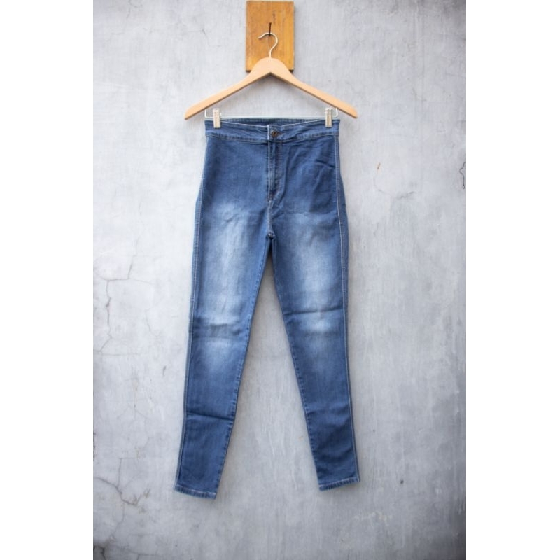 <Preloved> •Voice• Highwaist Jeans Size S-M