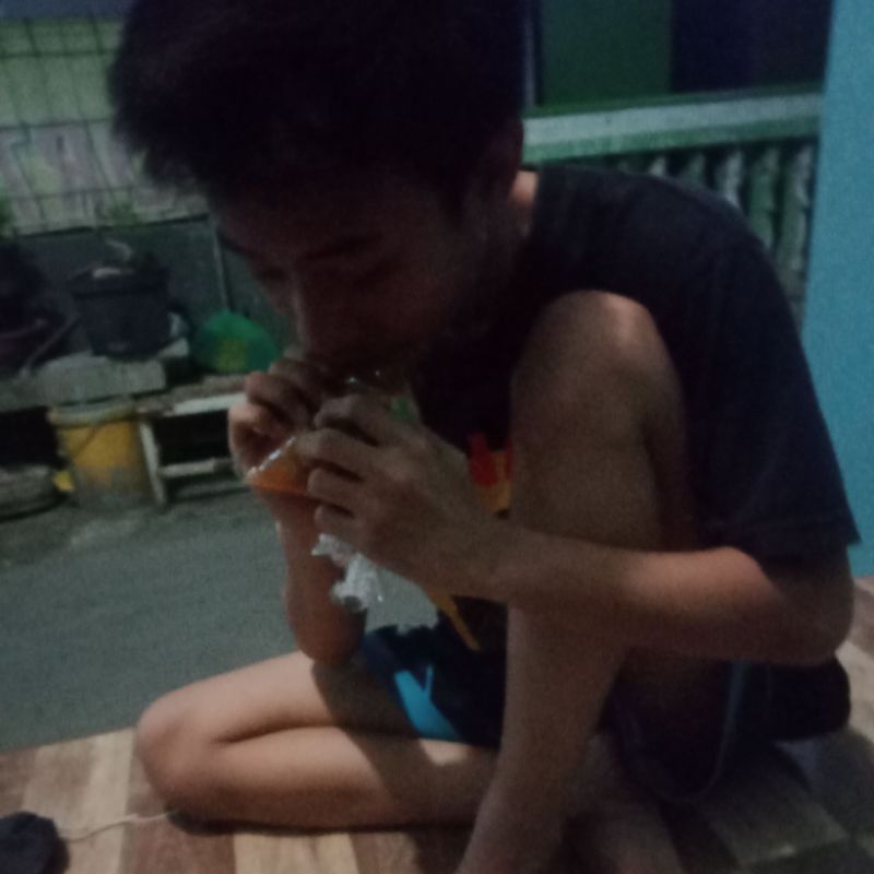 

temen lagi makan cuanki