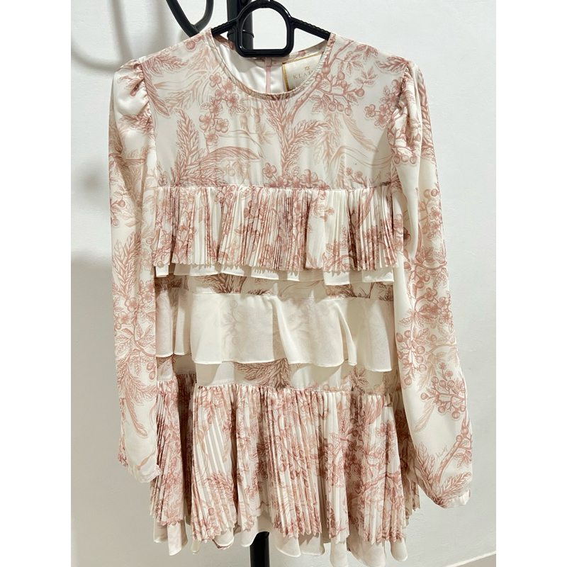 Ruby Blouse Size S Wearing Klamby Preloved