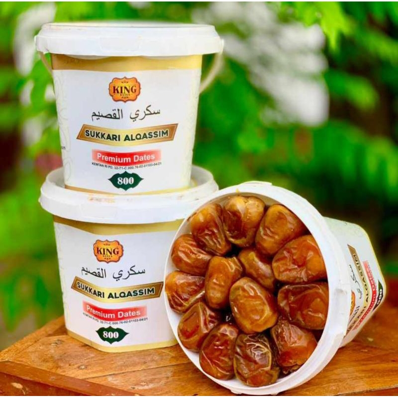 

Kurma Sukari Ember 800 gram Sukari Al Qassim King Dates - Kurma Sukkari Ember Al Qossim