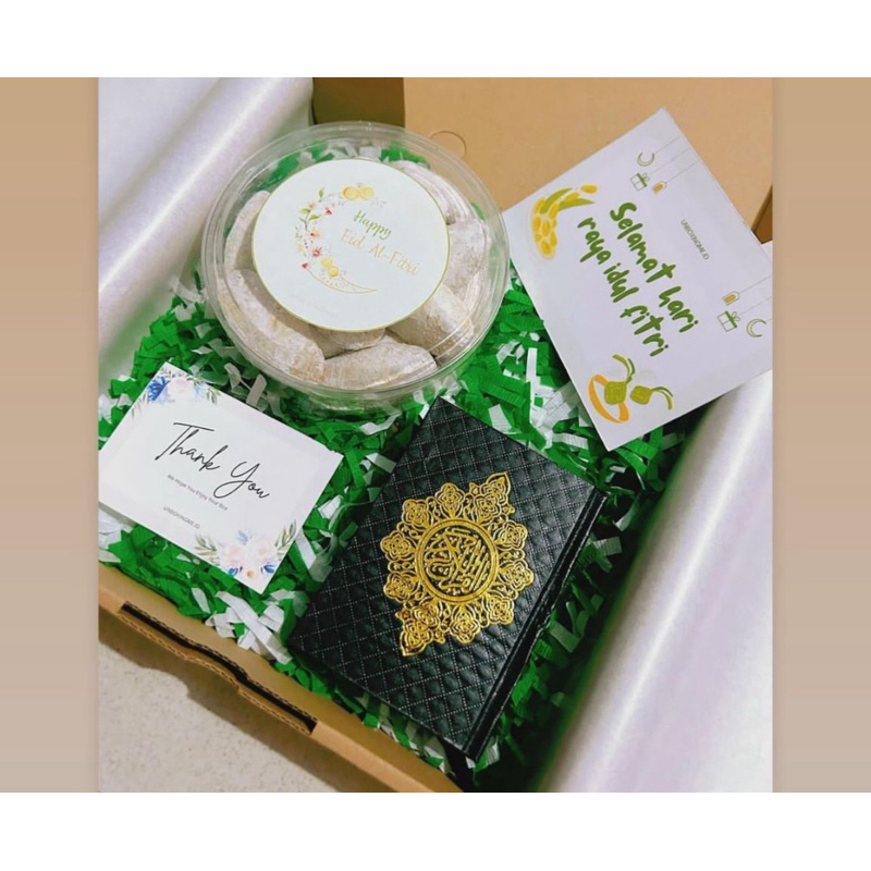 

Lebaran hampers / Gift box lebaran / Hampers Eid / Parcel lebaran