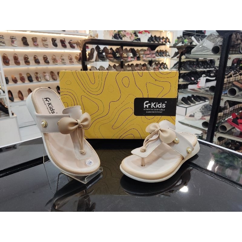 Sandal Anak Perempuan FRANSISCA RENALDY | K. Via 01 | Cream