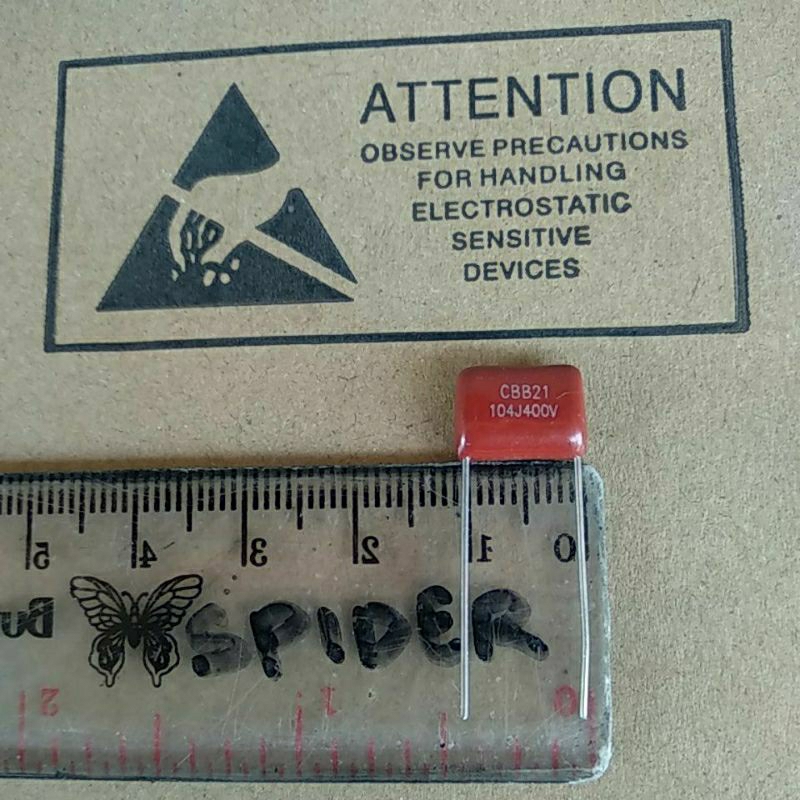 kapasitor milar 104 / 100nF 400V