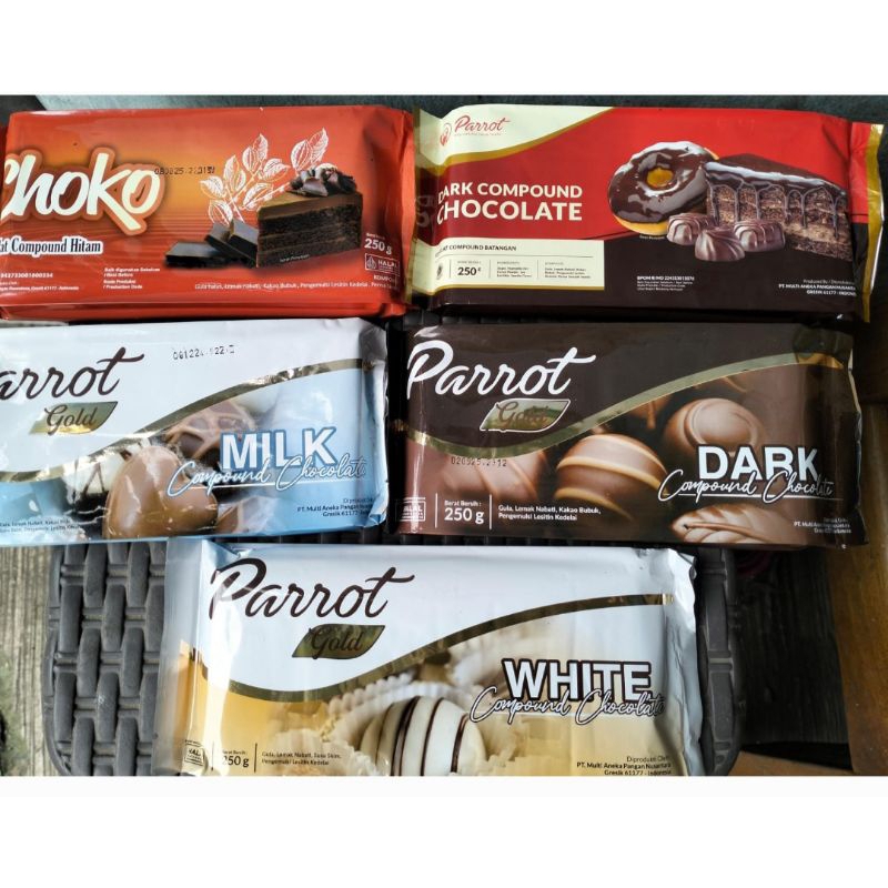 

Choko Cokelat Batangan Dark Compound / parrot coumpound Coklat / parrot gold dark / milk / white 250 gram