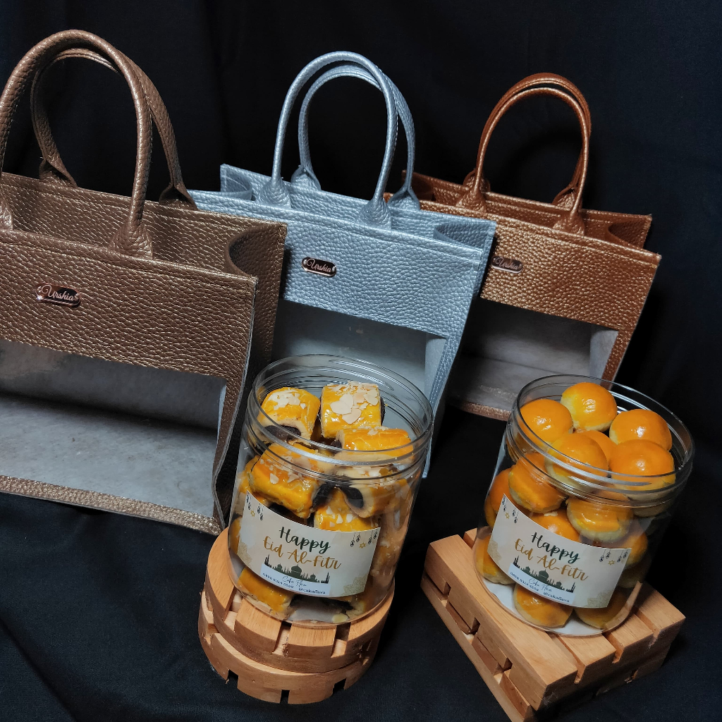 

CakaFlava Hampers Lebaran Idul Fitri 3 (Nastar Choco Almond)