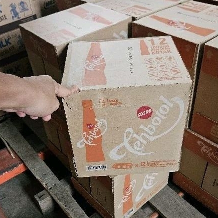 

ED 05.26 CTN 12*1000ML - TEH KOTAK SOSRO 1 LITER / 1LITER 1LTR 856180 (real 13kg) -LIVE8