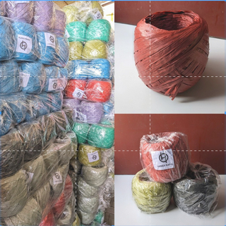 

Tali RAFIA / RUMPUT JEPANG / TALI PLASTIK WARNA WARNI
