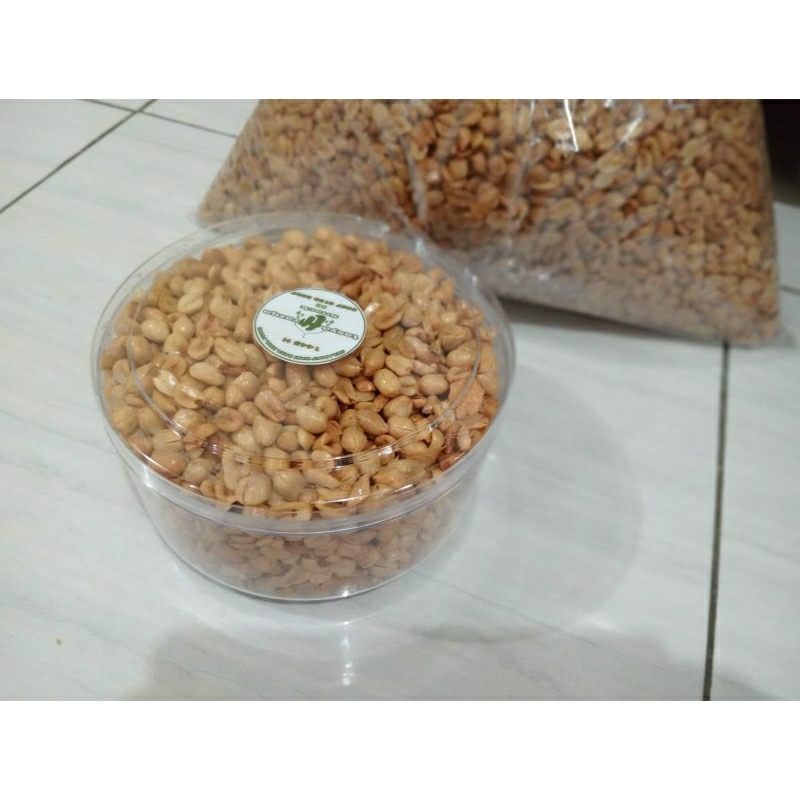 

Kacang Renyah gurih pas untuk Lebaran