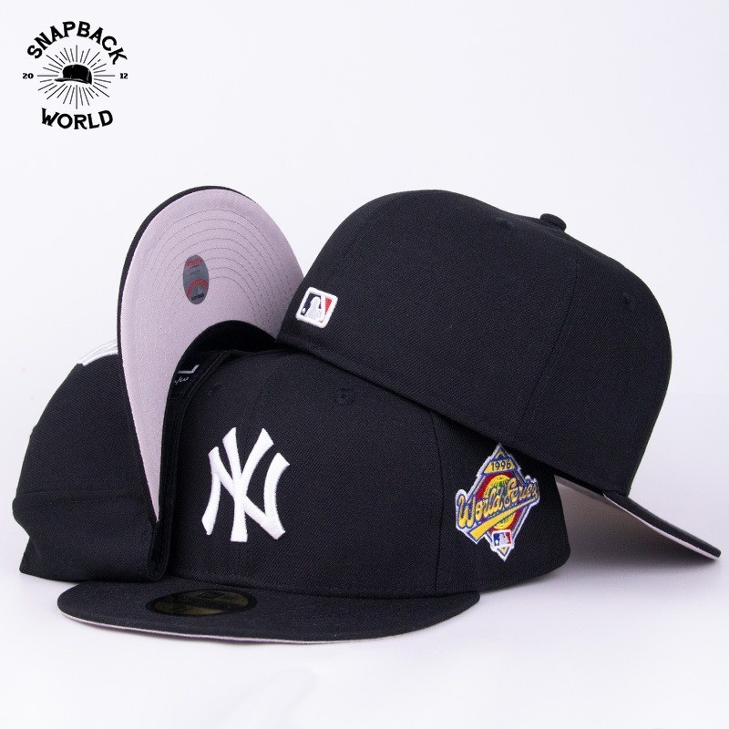 BW NY Fitted Cap snapback world series
