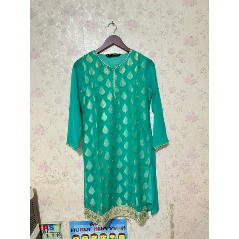 Preloved Baju Muslim Tunik Chanira