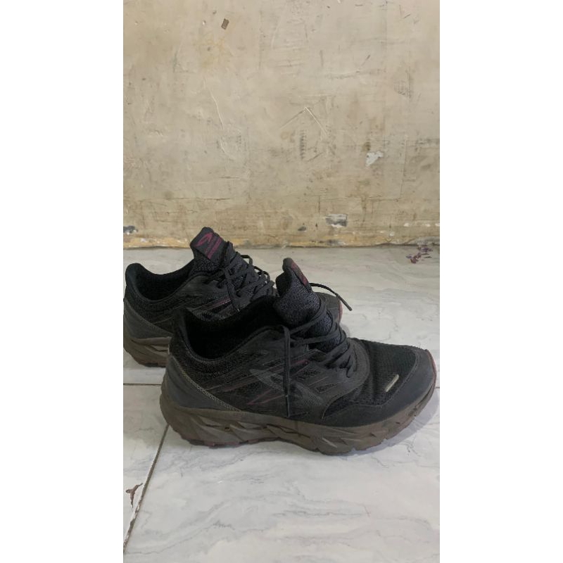 Trail Running 910 Nineteen Yuza Evo
