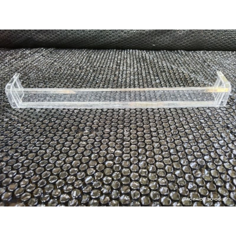 RAK KULKAS AQUA SANYO 2 PINTU RAK KECIL BAGIAN RAK TELUR KULKAS AQUA SANYO 2 PINTU MODEL SR-259AQ OR