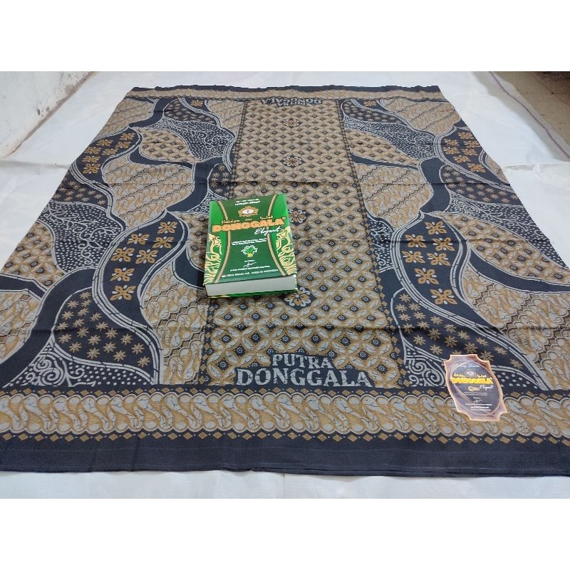 Sarung PUTRA DONGGALA Katun Motif BATIK KERATON
