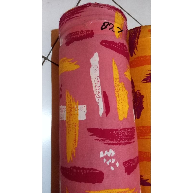 kain rayon viscose premium grade A per rol 82yard