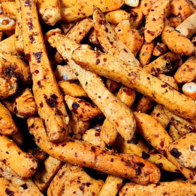 

Basreng Stick Pedas Daun Jeruk / Snack Ringan / Makanan Ringan