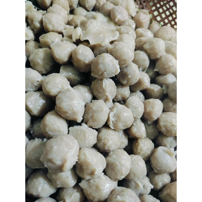 

Bakso Ayam Premium 1 Kg Free Vacuum