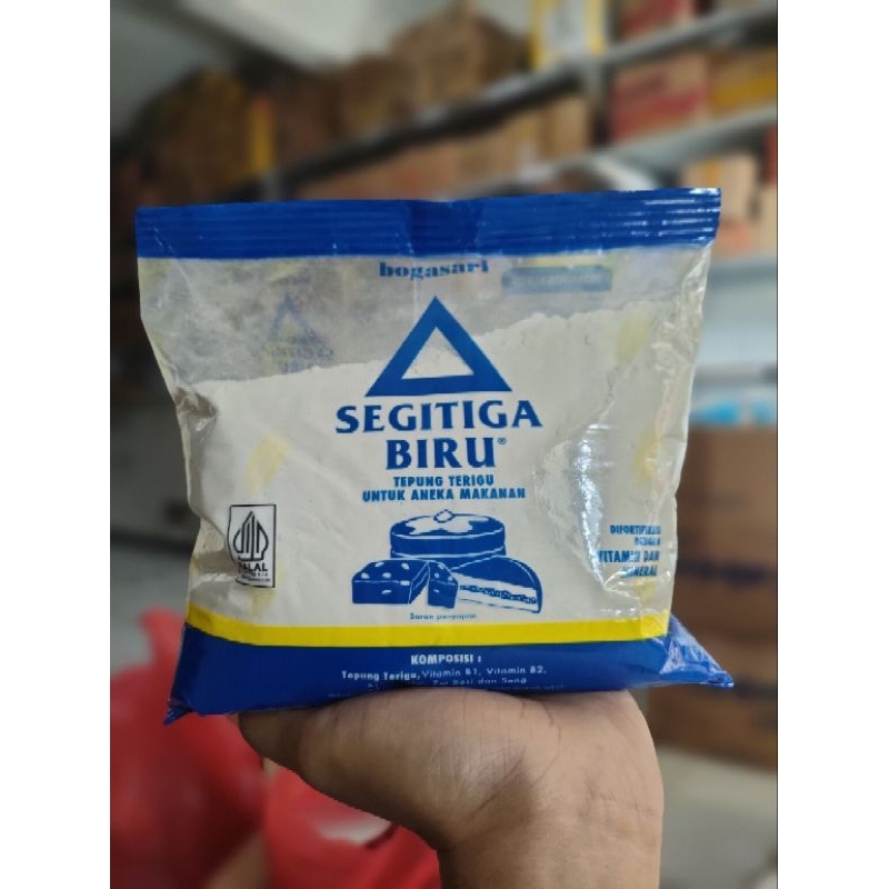 

Tepung Segitiga Biru 500gr