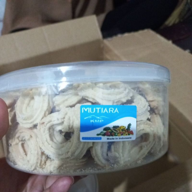 

kue sagu putih
