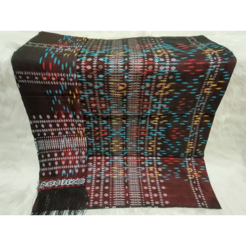 Songket Tarutung motif pucca bintik