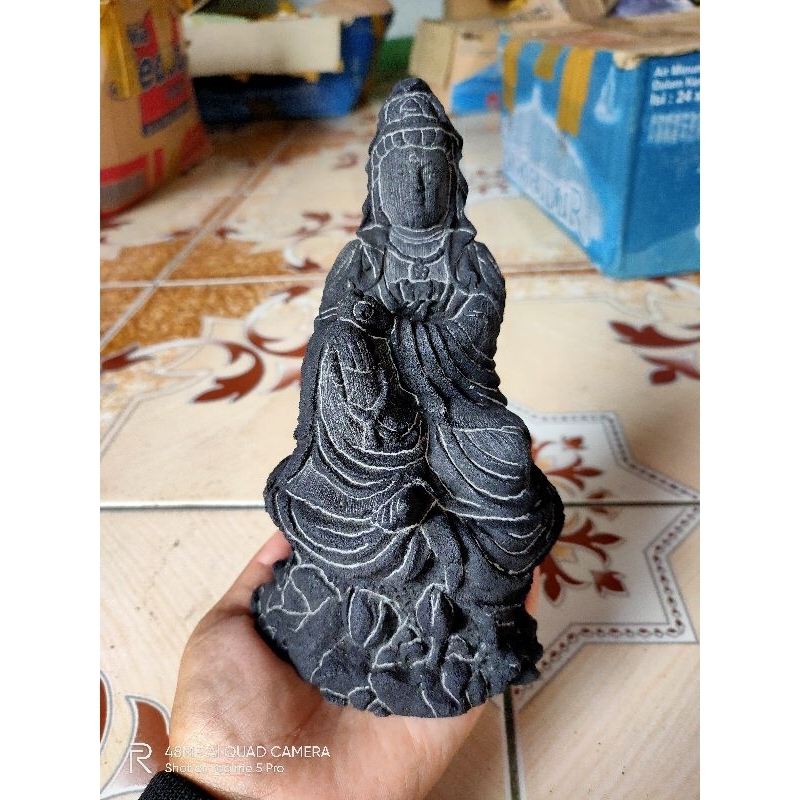 MINIATUR PATUNG DEWI KWAN IM BAHAN BATU - PAJANGAN