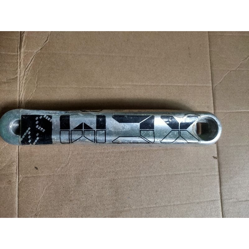 crank arm kiri suntour xcm