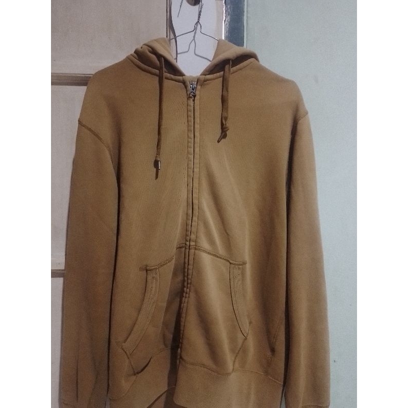 Jaket uniqlo