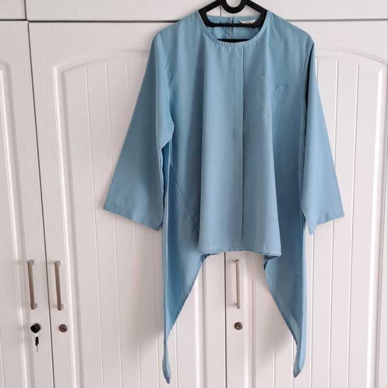 Blouse BEATRICE CLOTHING Preloved