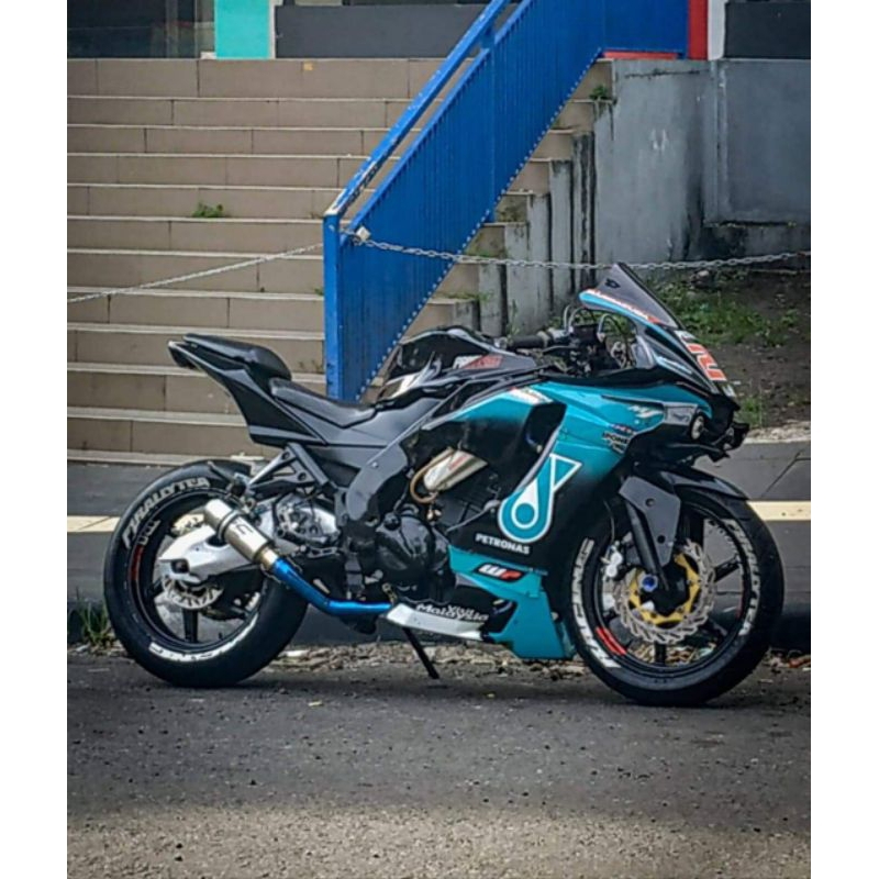 fairing model R1m full depan pnp ke ninja 250 karbu