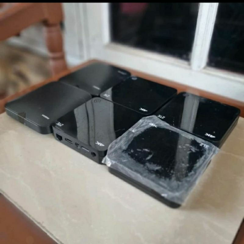 STB ORI ANDROID TV BOX V5 HG860FJ ORIGINAL. NO UNLOCK, NO ROOT.