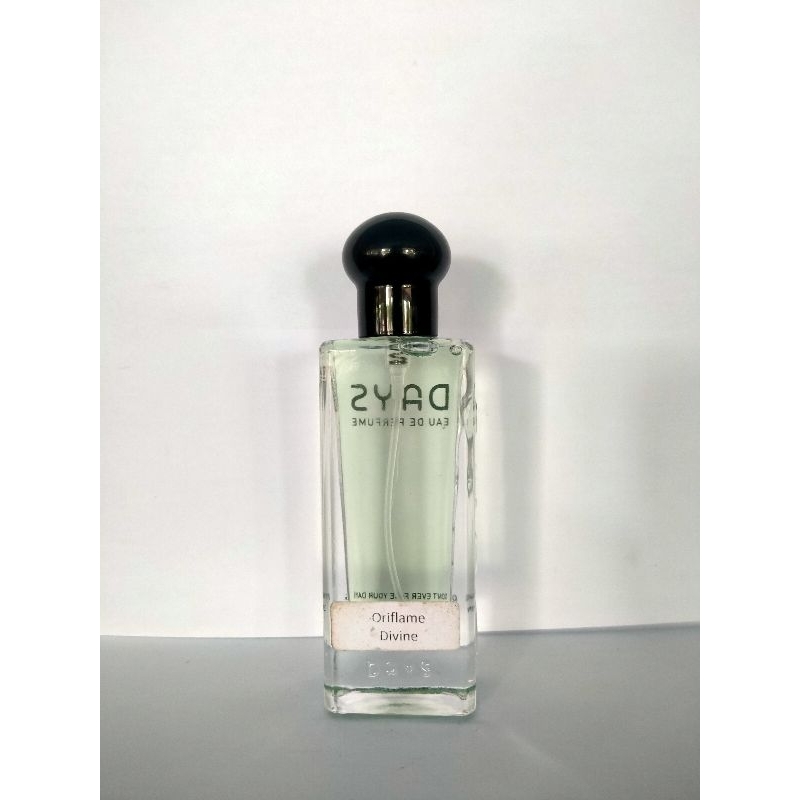 Oriflame Divine