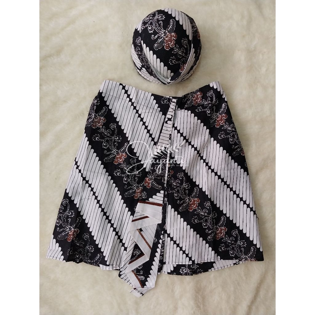 Set Sapit Urang dan Blangkon / Set Sembong dan Blangkon Solo