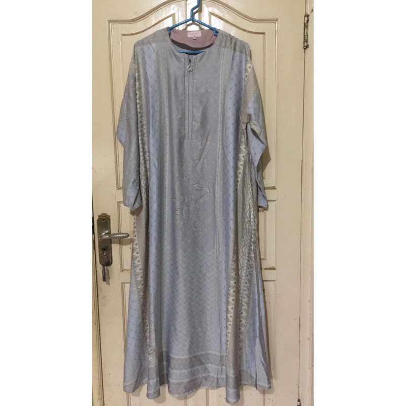 Preloved Dress Ria Miranda