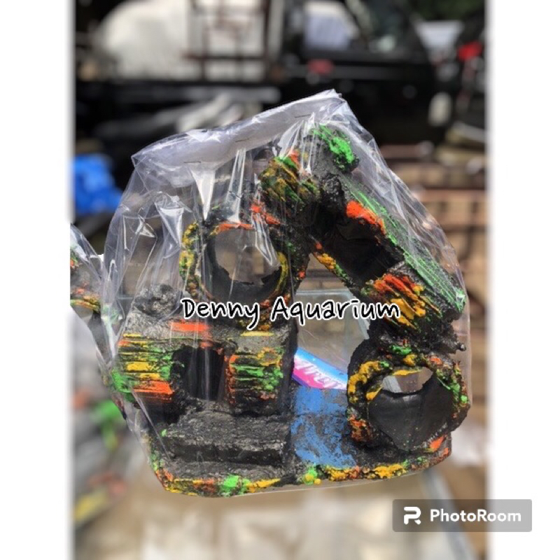 RELIEF HIASAN GOA-GOA AQUARIUM