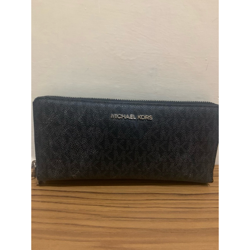 Michael Kors Jet Set Travel Wallet