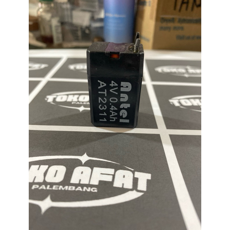 Baterai Raket Nyamuk Aki 4v 0.4AH