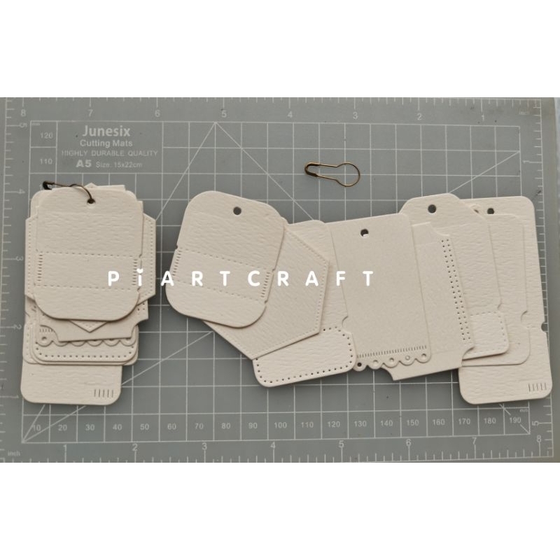 

TAG Besar (isi 8 pcs) - Dies cut / cut dies DIY Scrapbook / vintage journal / diary / bujo