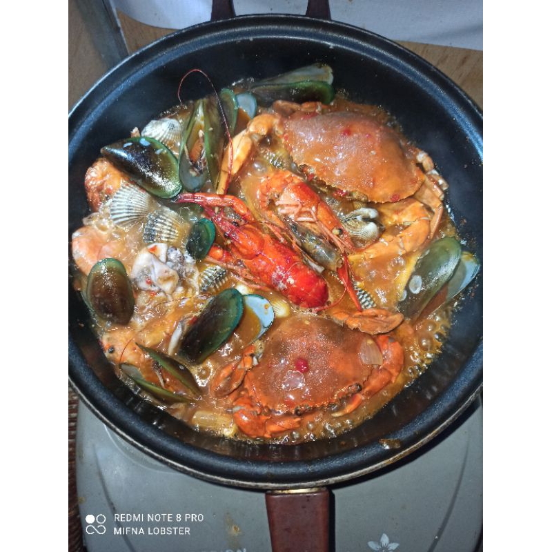 

SEAFOOD FROZEN MIX SAUS PADANG, RICA-RICA MANADO, PEDAS ASAM MANIS, ASAM MANIS BY LOBSTER KAMPOENG