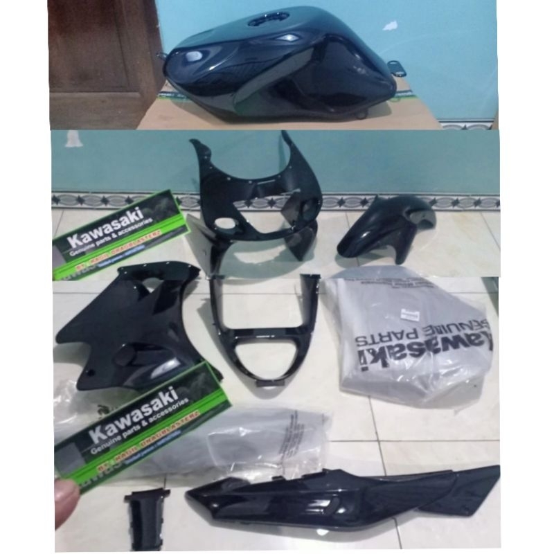 BODY SET FAIRING NINJA RR OLD HITAM FULL ORIGINAL KAWASAKI