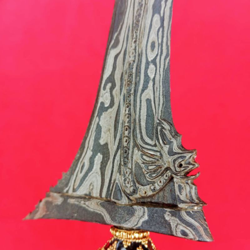 Keris Kiyai Nogo Siluman Nogo primitif Pamor Wos Wutah Tangguh Mataram Sepuh Tua Tus