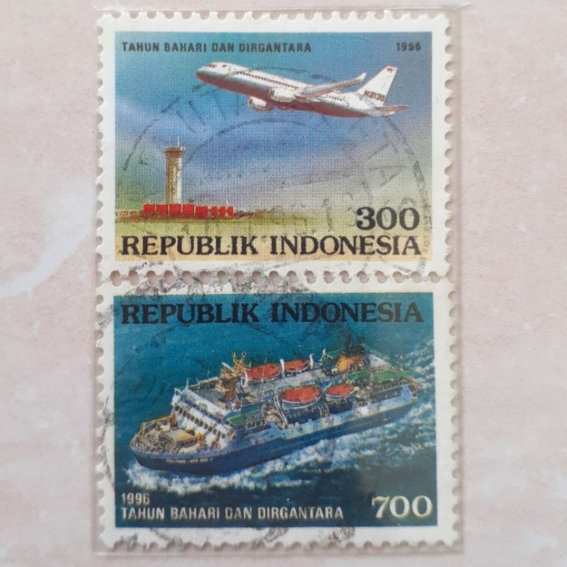 

Perangko Indonesia Tahun Bahari dan Dirgantara Tahun 1996 set lengkap 2pcs