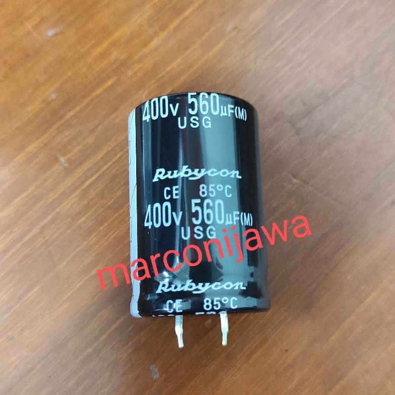 Capasitor 560uf 400V