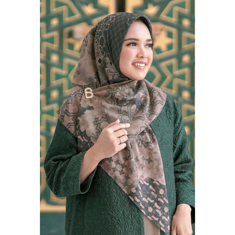 Buttonscarves Haramain Voal Square - Emerald