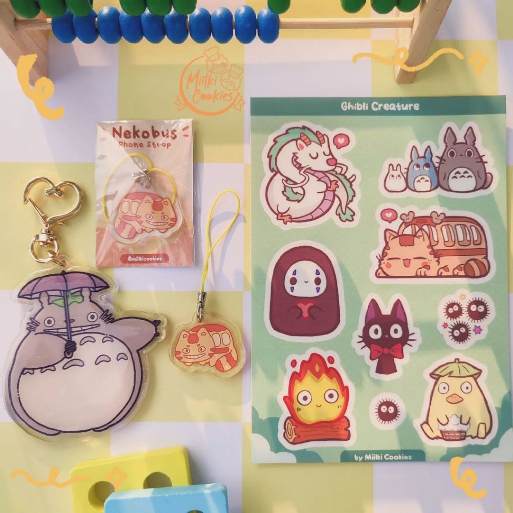 

Sticker & Keychain Ghibli Tototo